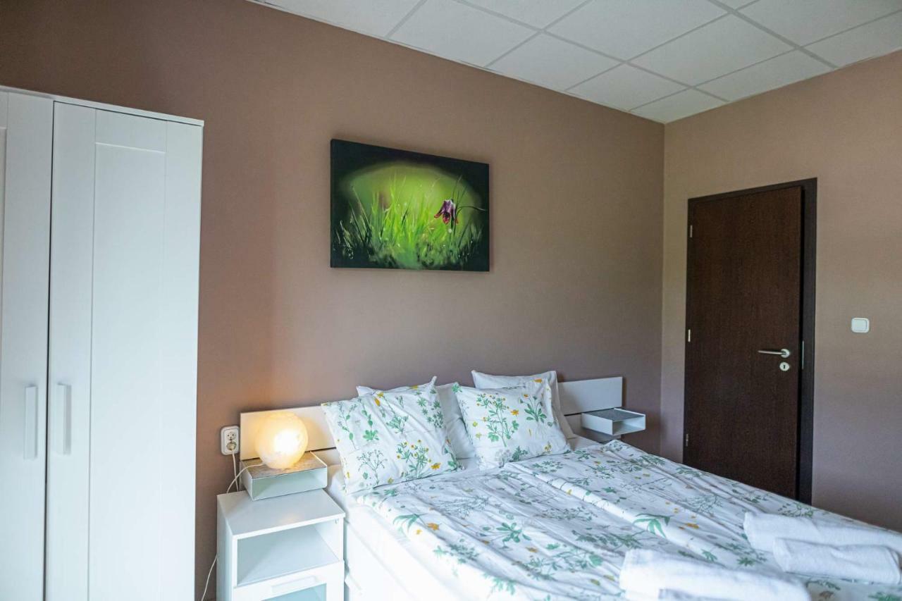 Bonne Chance Restaurant And Hotel Bazakerettye Екстер'єр фото
