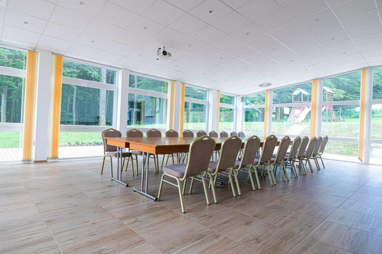 Bonne Chance Restaurant And Hotel Bazakerettye Екстер'єр фото